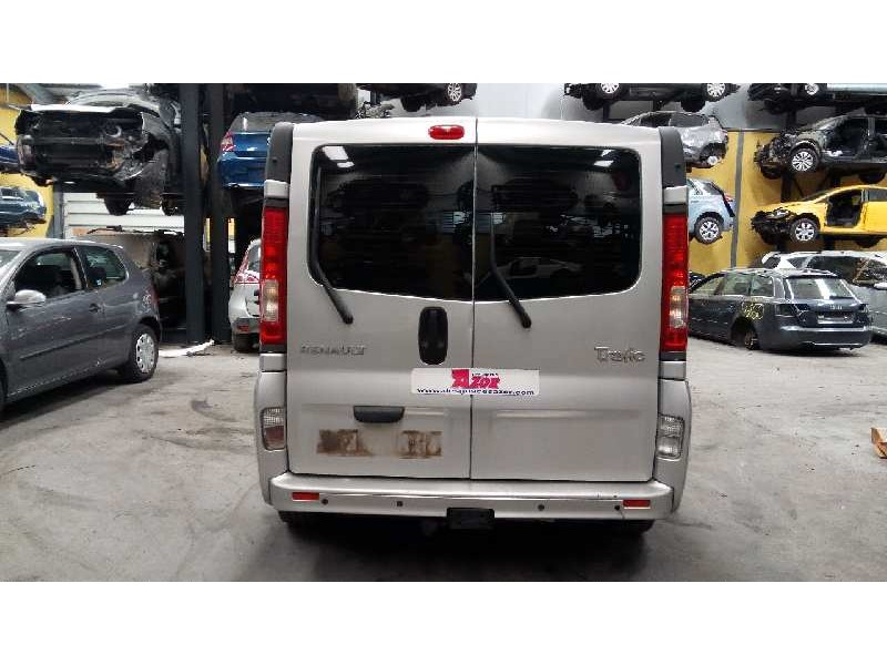 renault trafic combi (ab 4.01) del año 2010