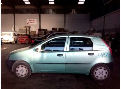 FIAT PUNTO BERLINA (188)