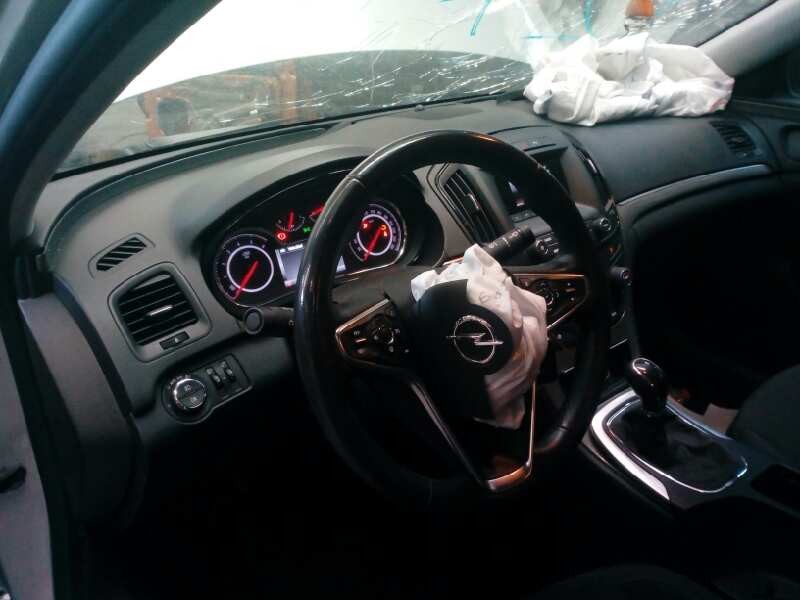 opel insignia berlina del año 2014