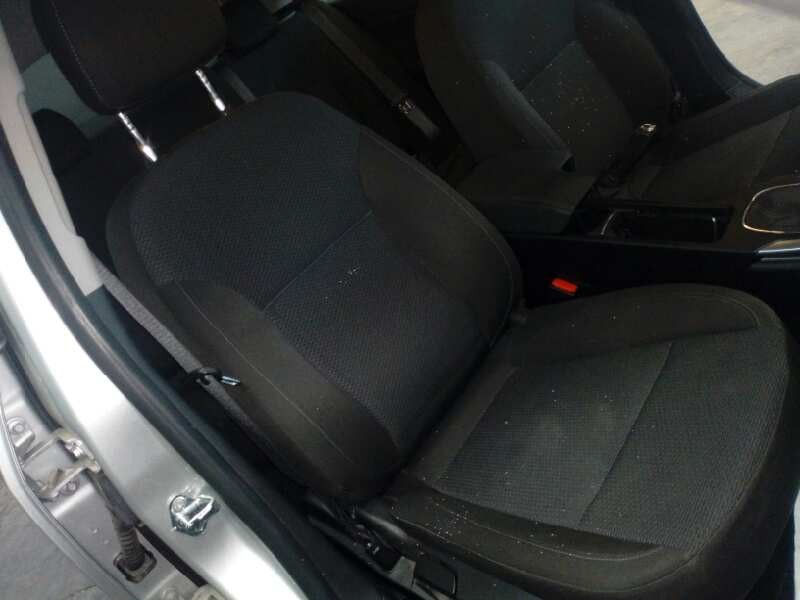 opel insignia berlina del año 2014