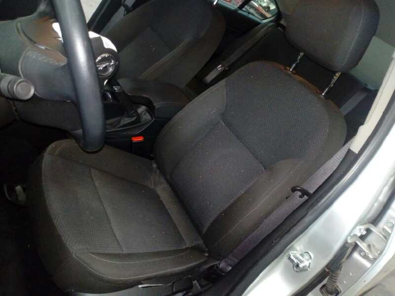 opel insignia berlina del año 2014