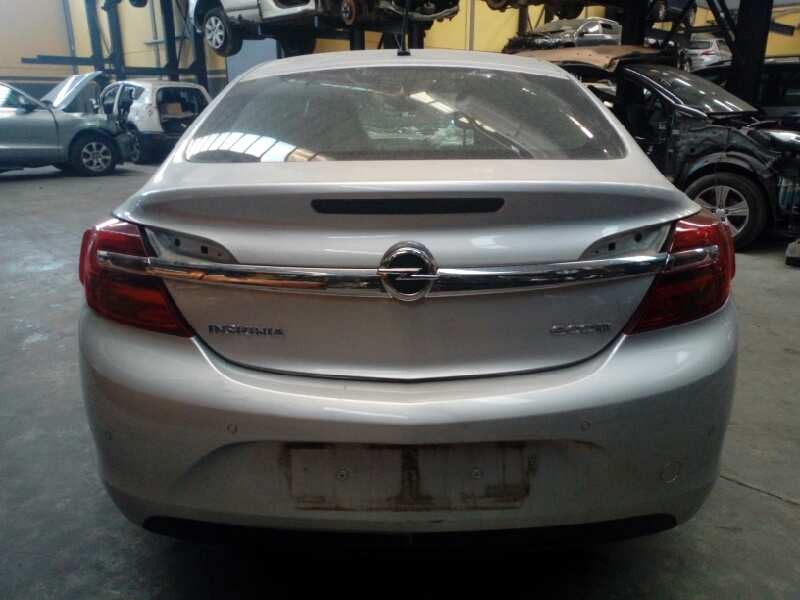 opel insignia berlina del año 2014