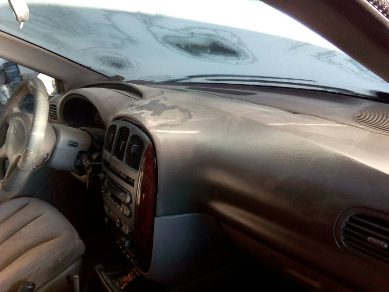 chrysler voyager (rg) del año 2001