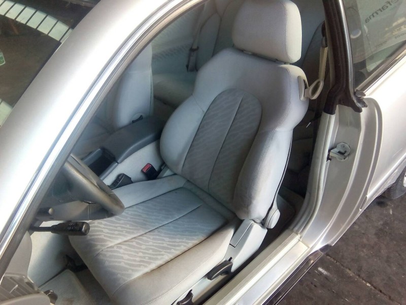mercedes-benz clase clk (w208) coupe del año 1997