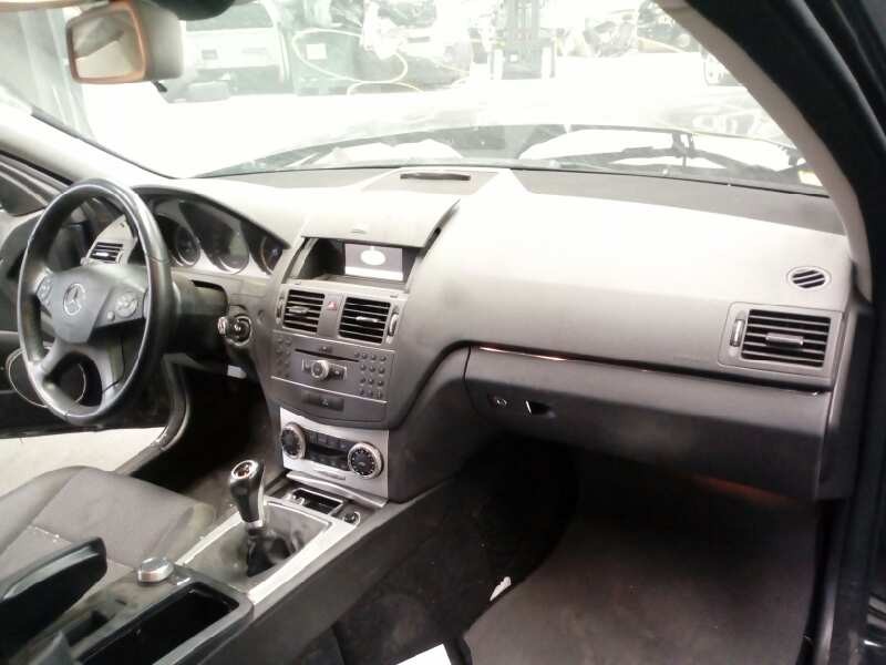 mercedes-benz clase c (w204) familiar del año 2010