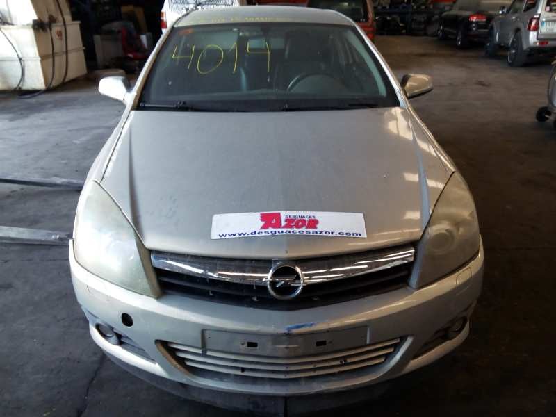 opel astra gtc del año 2005