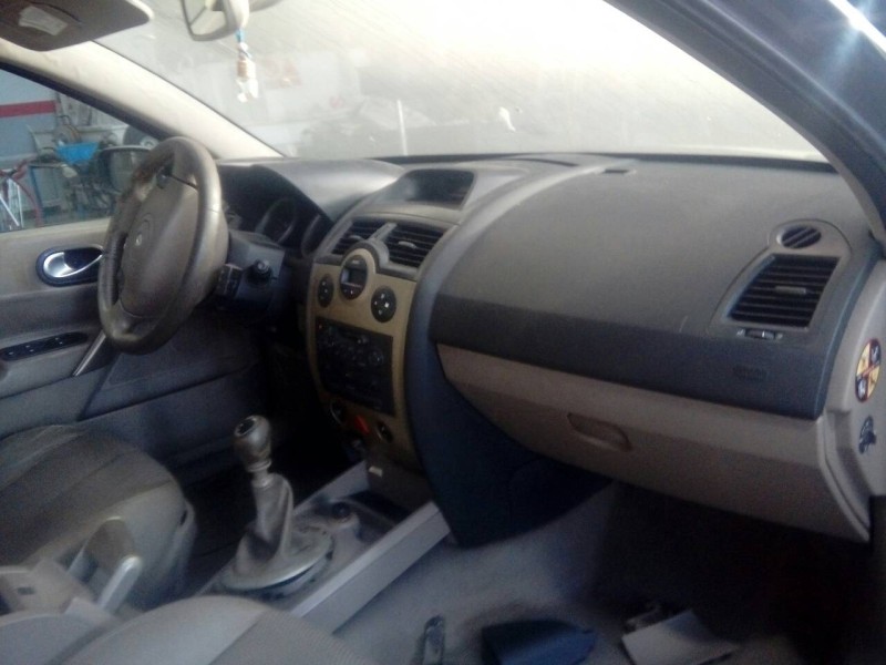 renault megane ii berlina 3p del año 2003