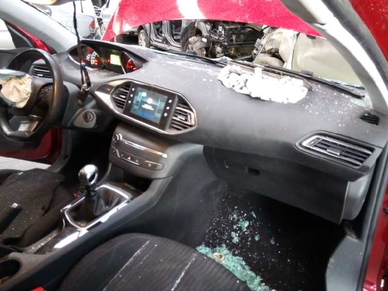 peugeot 308 del año 2013