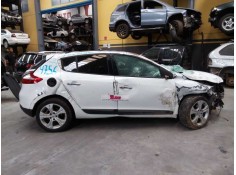 renault megane iii berlina 5 p del año 2009