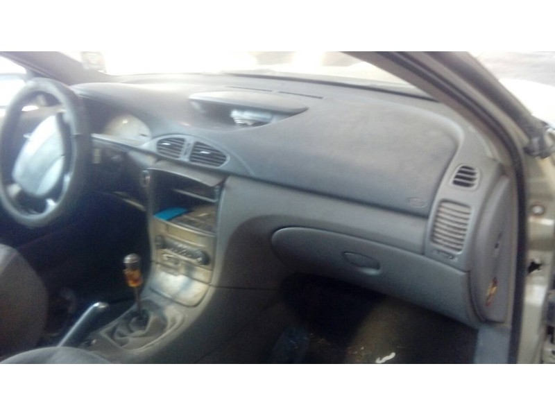 renault laguna ii (bg0) del año 2003