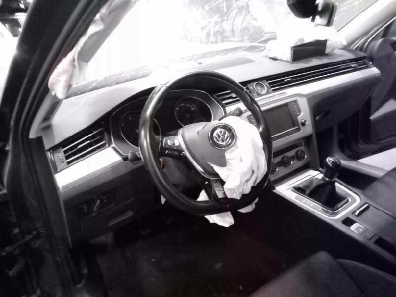 volkswagen passat lim. (3g2) del año 2015