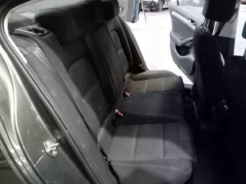volkswagen passat lim. (3g2) del año 2015