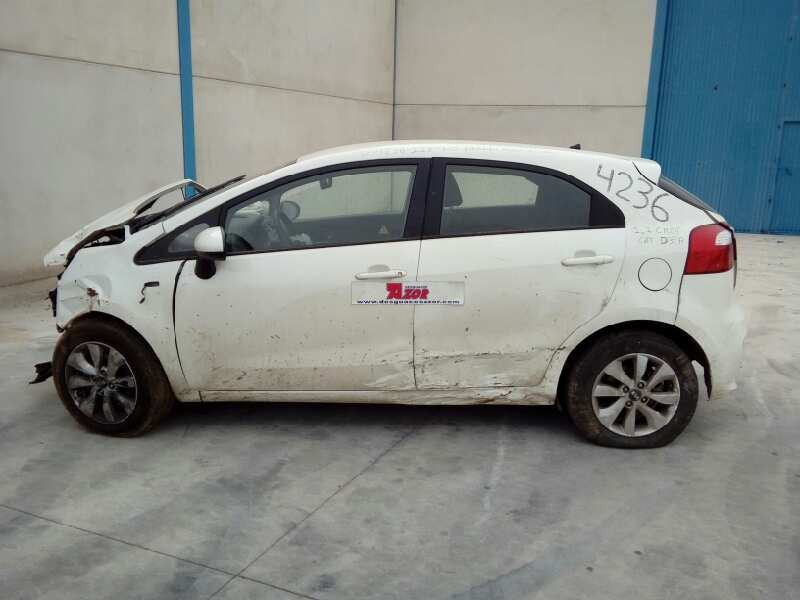 kia rio del año 2014