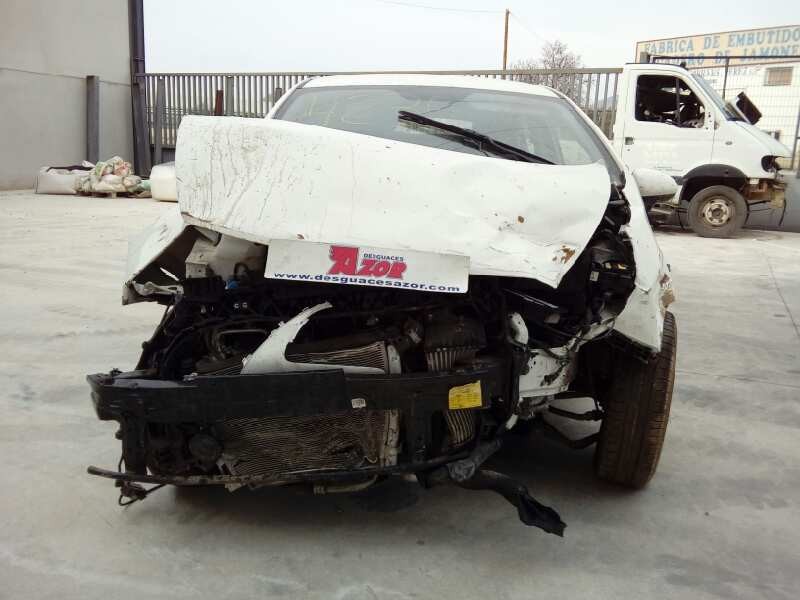 kia rio del año 2014