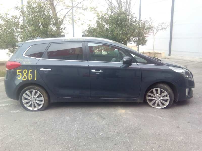 kia carens ( ) del año 2016