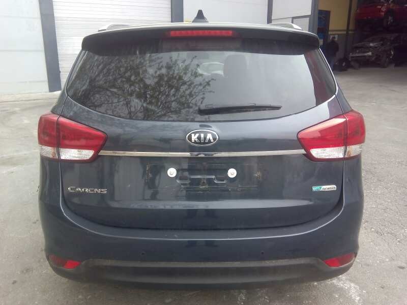 kia carens ( ) del año 2016
