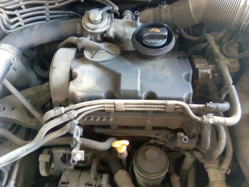 seat ibiza (6l1) del año 2002