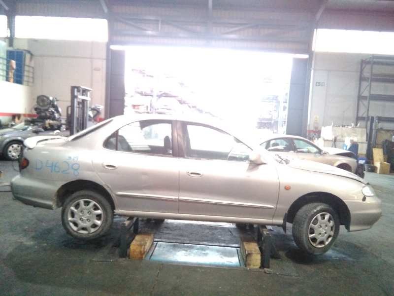 hyundai lantra berlina (rd) del año 1999