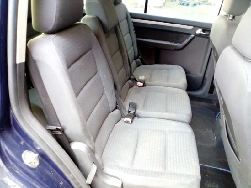 volkswagen touran (1t1) del año 2004