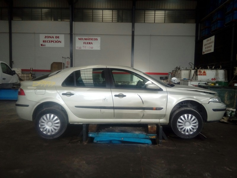 renault laguna ii (bg0) del año 2001