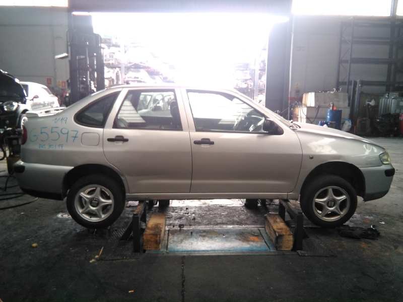 seat cordoba berlina (6k2) del año 2001