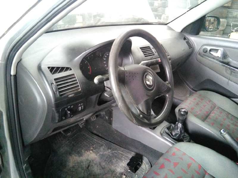 seat cordoba berlina (6k2) del año 2001