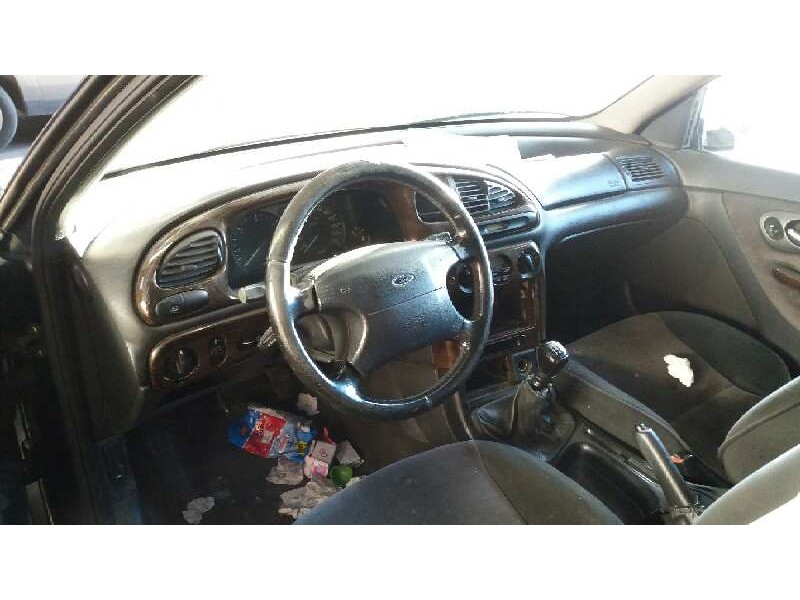 ford mondeo berlina (gd) del año 2000