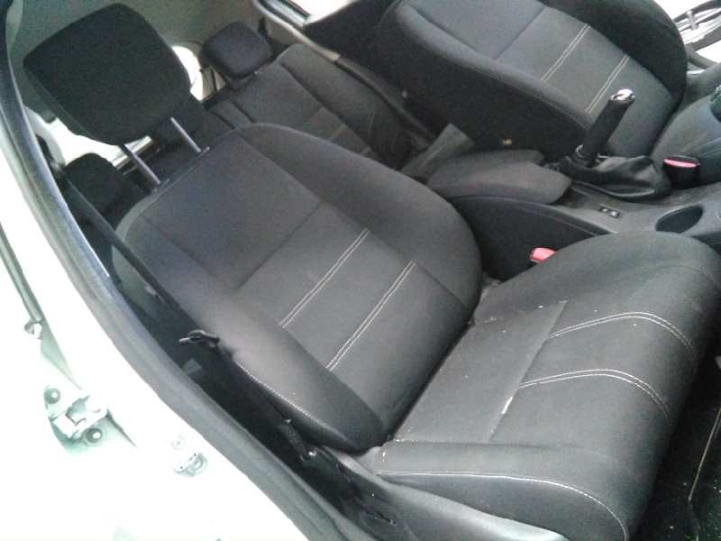 renault megane iii berlina 5 p del año 2015