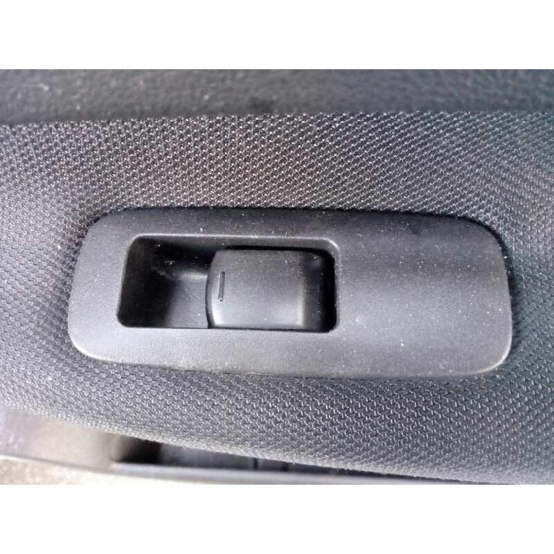 Recambio de mando elevalunas trasero derecho para nissan qashqai+2 (jj10) tekna referencia OEM IAM   