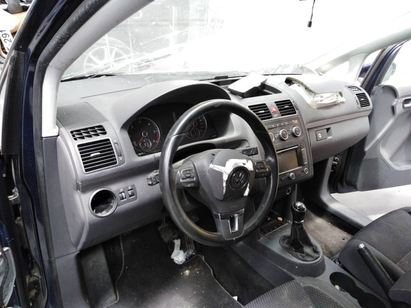 volkswagen touran (1t3) del año 2015