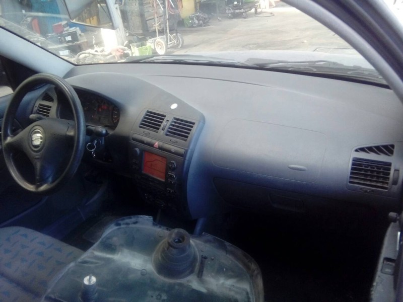 seat cordoba berlina (6k2) del año 2001