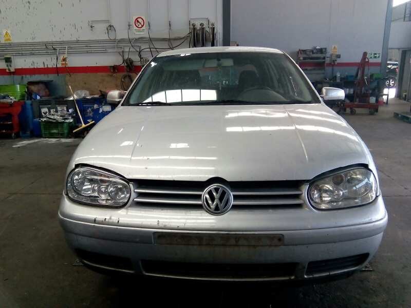 volkswagen golf iv berlina (1j1) del año 2001