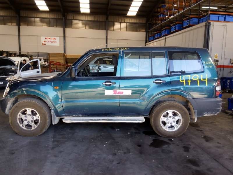 mitsubishi montero (v60/v70) del año 2001