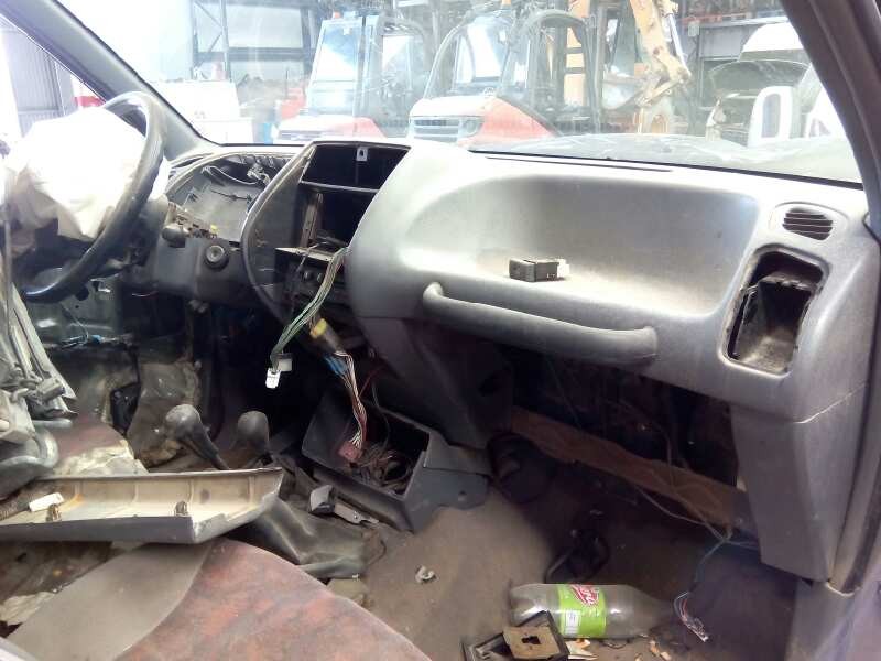nissan terrano/terrano.ii (r20) del año 1999