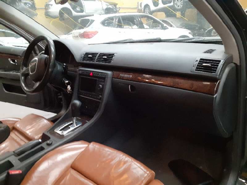 audi a4 berlina (8e) del año 2004