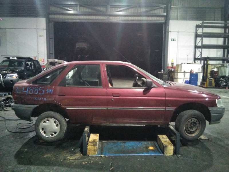 ford escort berlina/turnier del año 1993