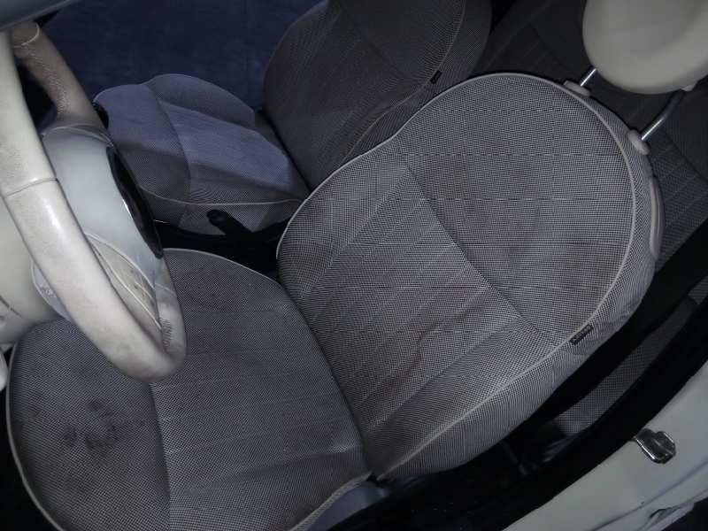 fiat nuova 500 (150) del año 2010