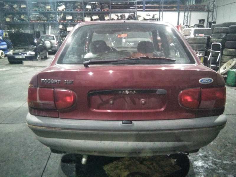 ford escort berlina/turnier del año 1993