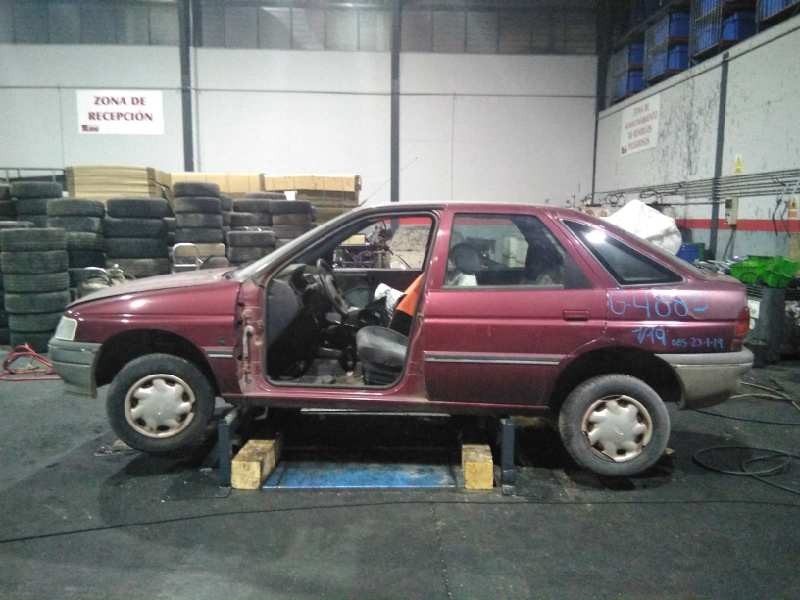 ford escort berlina/turnier del año 1993