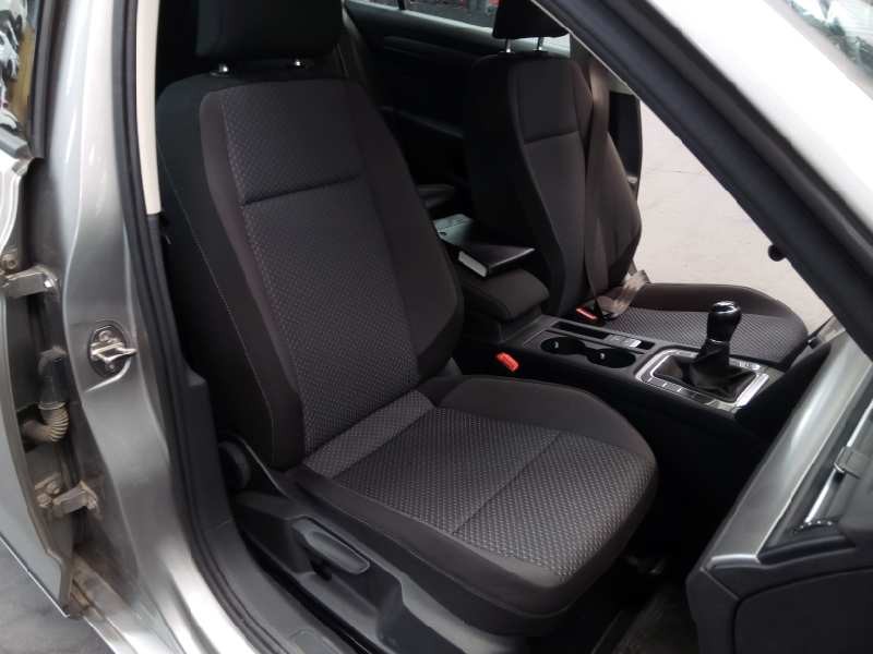 volkswagen passat lim. (3g2) del año 2016