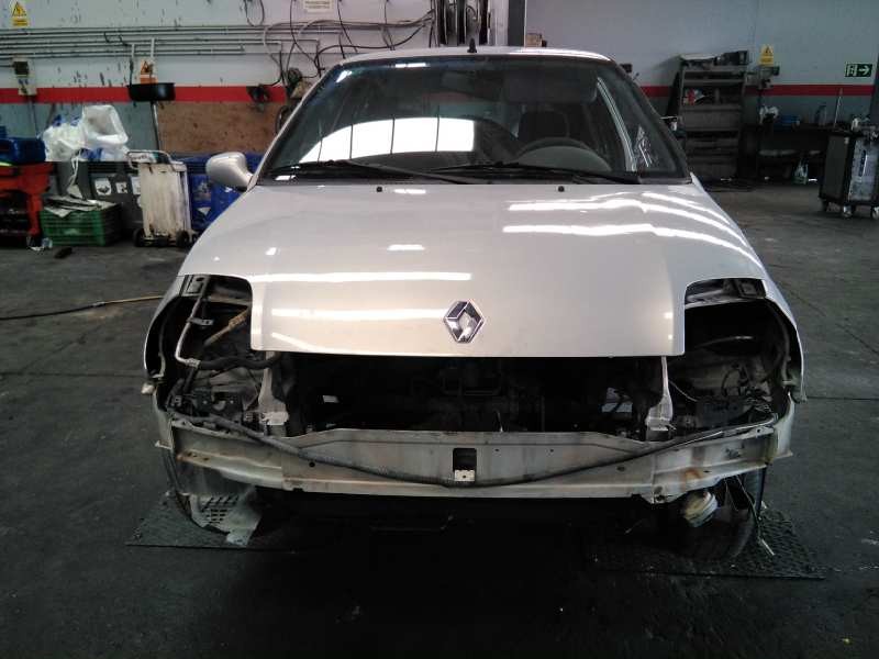 renault clio ii fase i (b/cbo) del año 1998