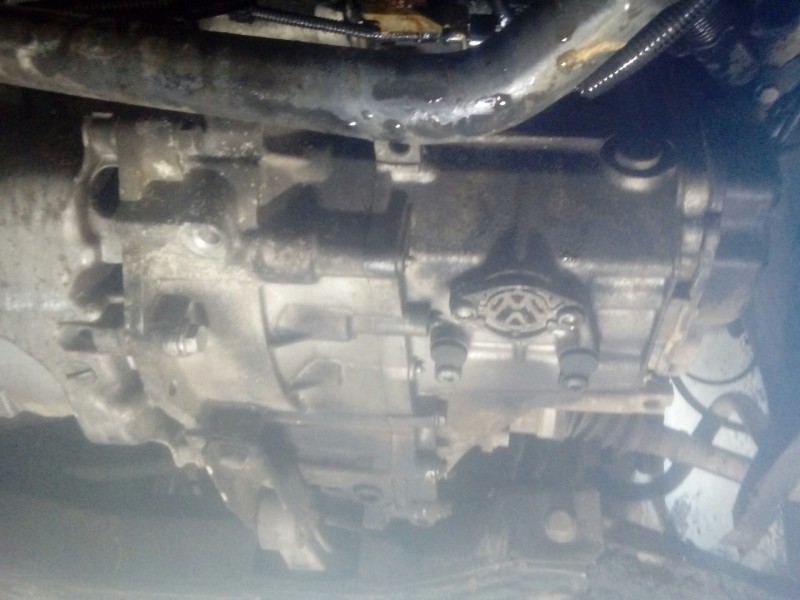 seat ibiza (6l1) del año 2004