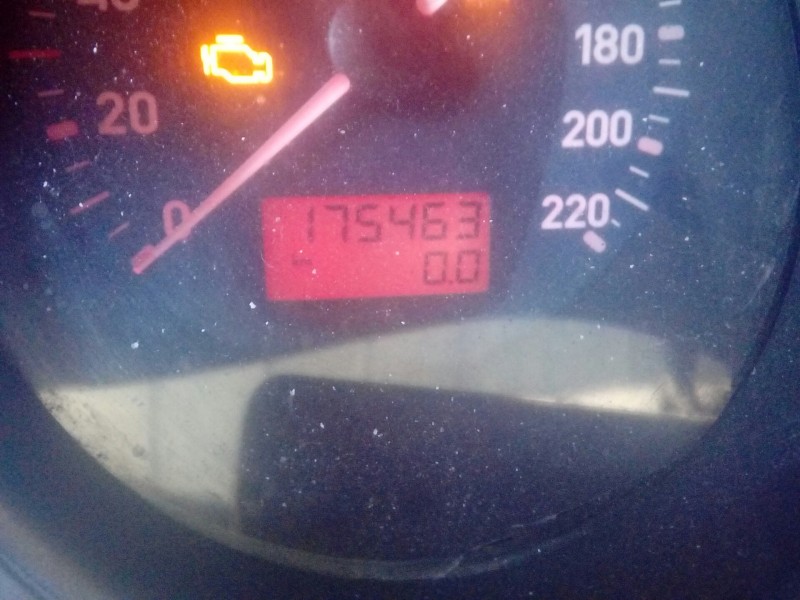 seat ibiza (6l1) del año 2004