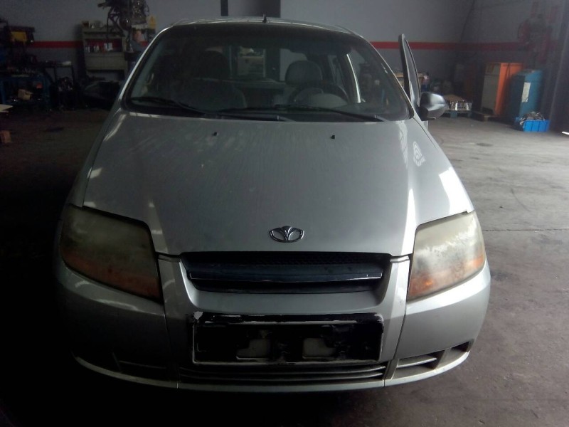 daewoo kalos del año 2004