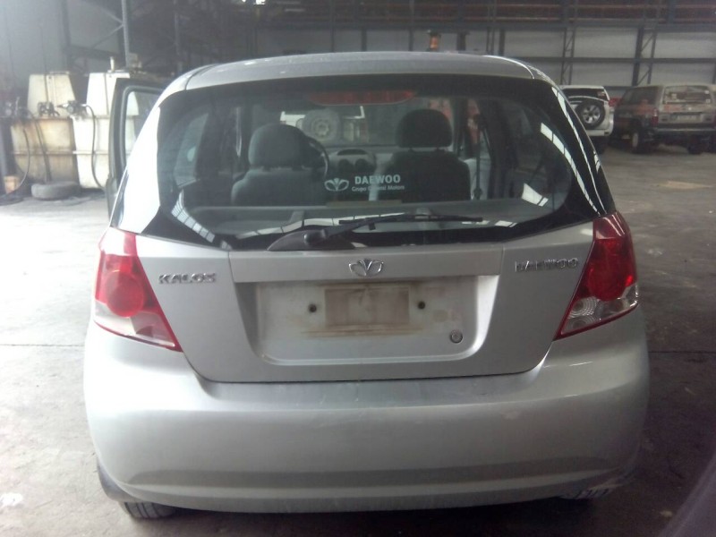 daewoo kalos del año 2004