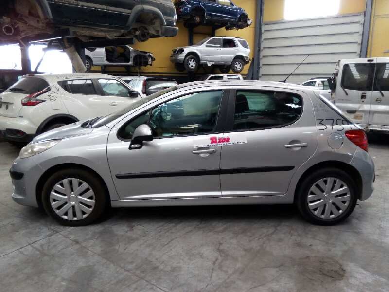 peugeot 207 del año 2006