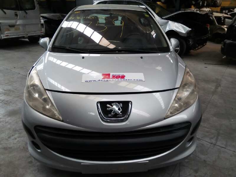 peugeot 207 del año 2006