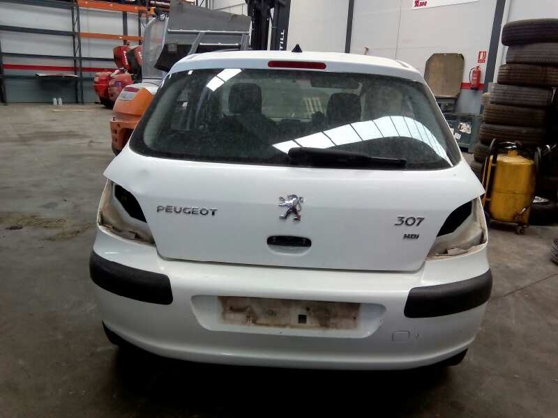 peugeot 307 berlina (s2) del año 2005