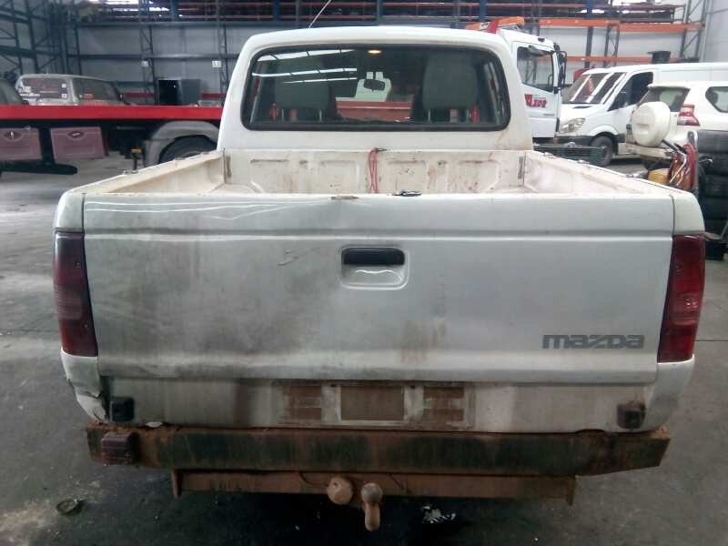 mazda b-serie (un) del año 2004