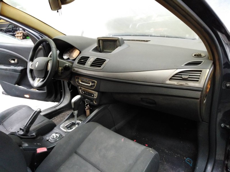 renault megane iii sport tourer del año 2012